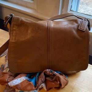 Vintage Coach purse bag 9570 flap leather tan 10,5x9x4”, pre-owned, with spots